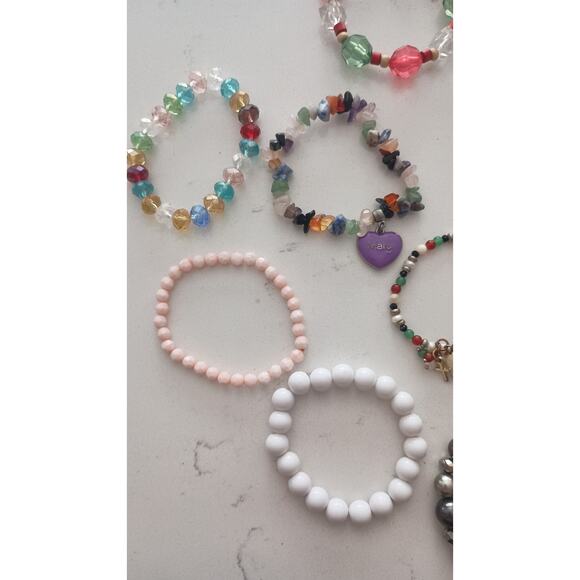 $Bundle 13 bracelets Ranging from Crystal plastic wood metallic beading. - Picture 4 of 7